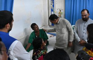 बांबेझरी-कुसुंबी प्रकरणात तोडगा काढण्यासाठी शासन प्रशासन सकारात्मक-पालकमंत्री डॉ. अशोक उईके