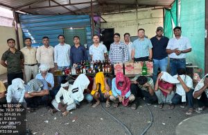 अवैध मद्यपान अड्ड्यावर राज्य उत्पादन शुल्क विभागाची धाड-11 ग्राहकांसह व्यवस्थापकाविरुद्ध गुन्हा दाखल